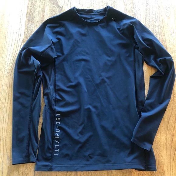 lululemon athletica Other - Lululemon Mens top